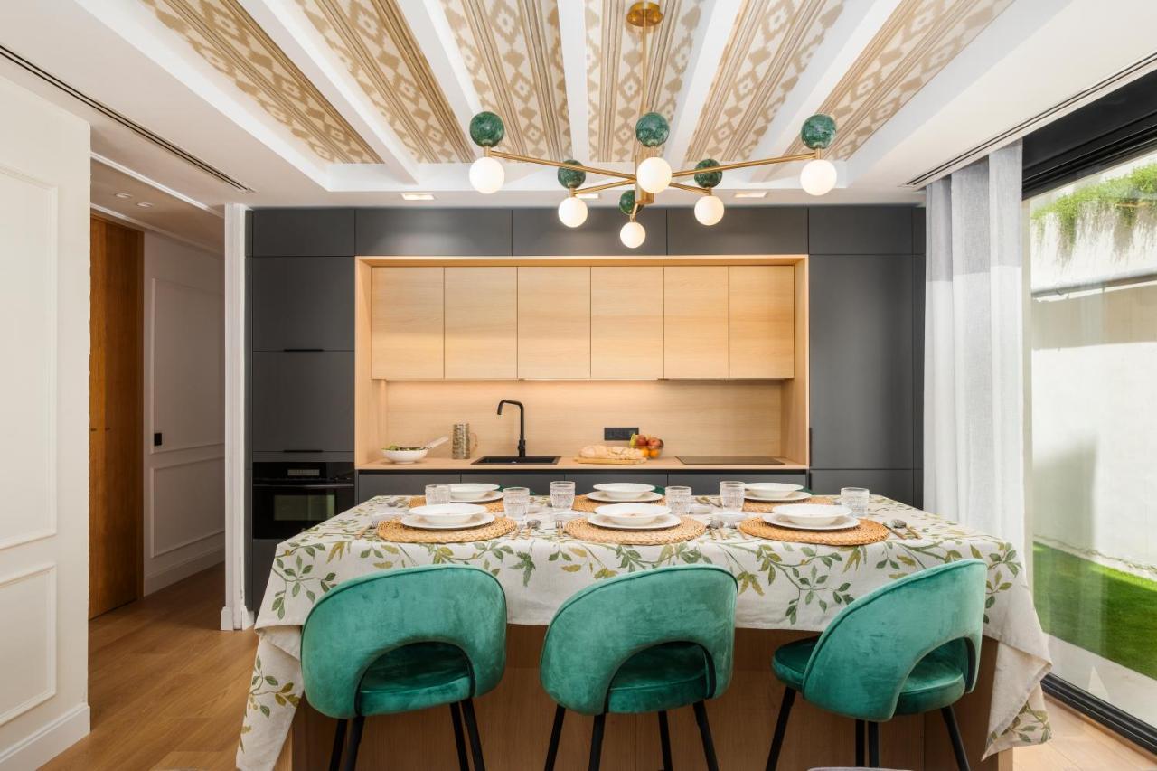 Apartamentos La Zagalilla Málaga Dış mekan fotoğraf