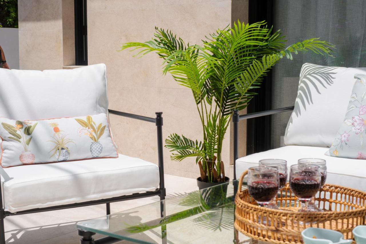 Apartamentos La Zagalilla Málaga Dış mekan fotoğraf