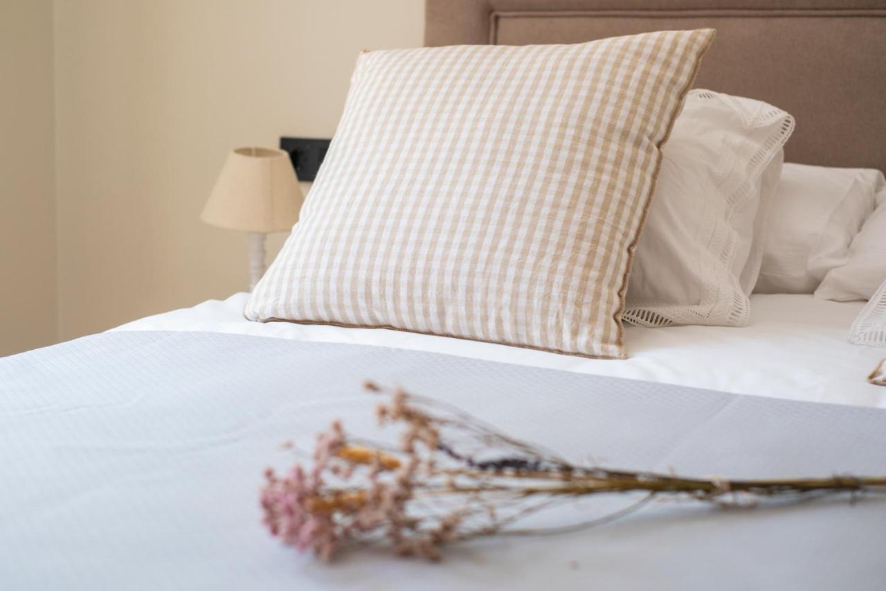 Apartamentos La Zagalilla Málaga Dış mekan fotoğraf