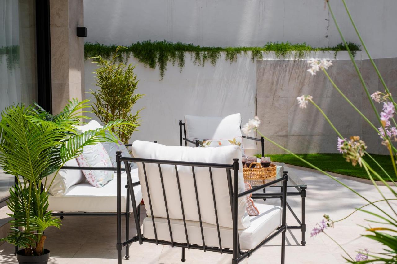 Apartamentos La Zagalilla Málaga Dış mekan fotoğraf